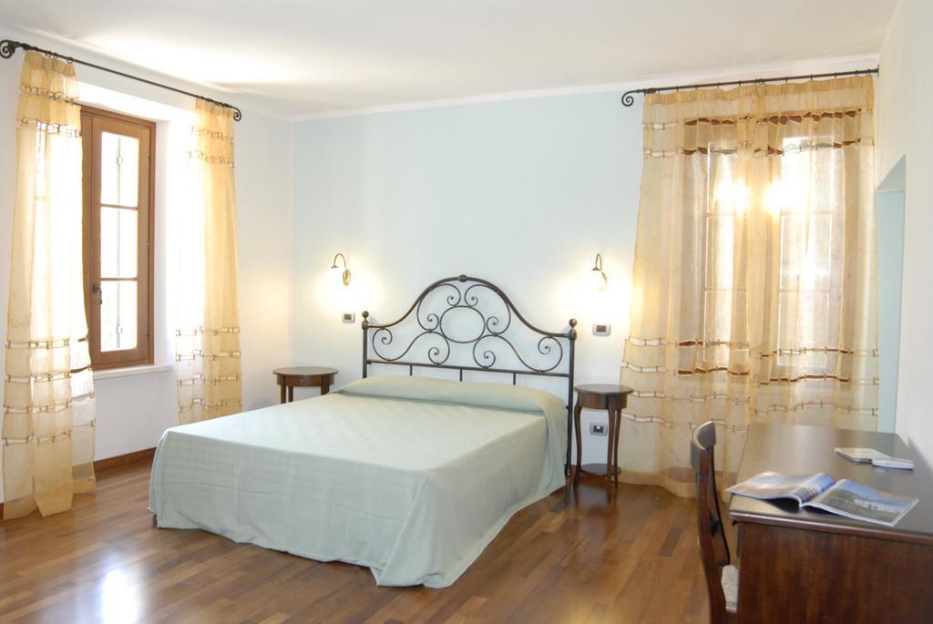 Agriturismo Al Palazzo Rivalta di Brentino Δωμάτιο φωτογραφία